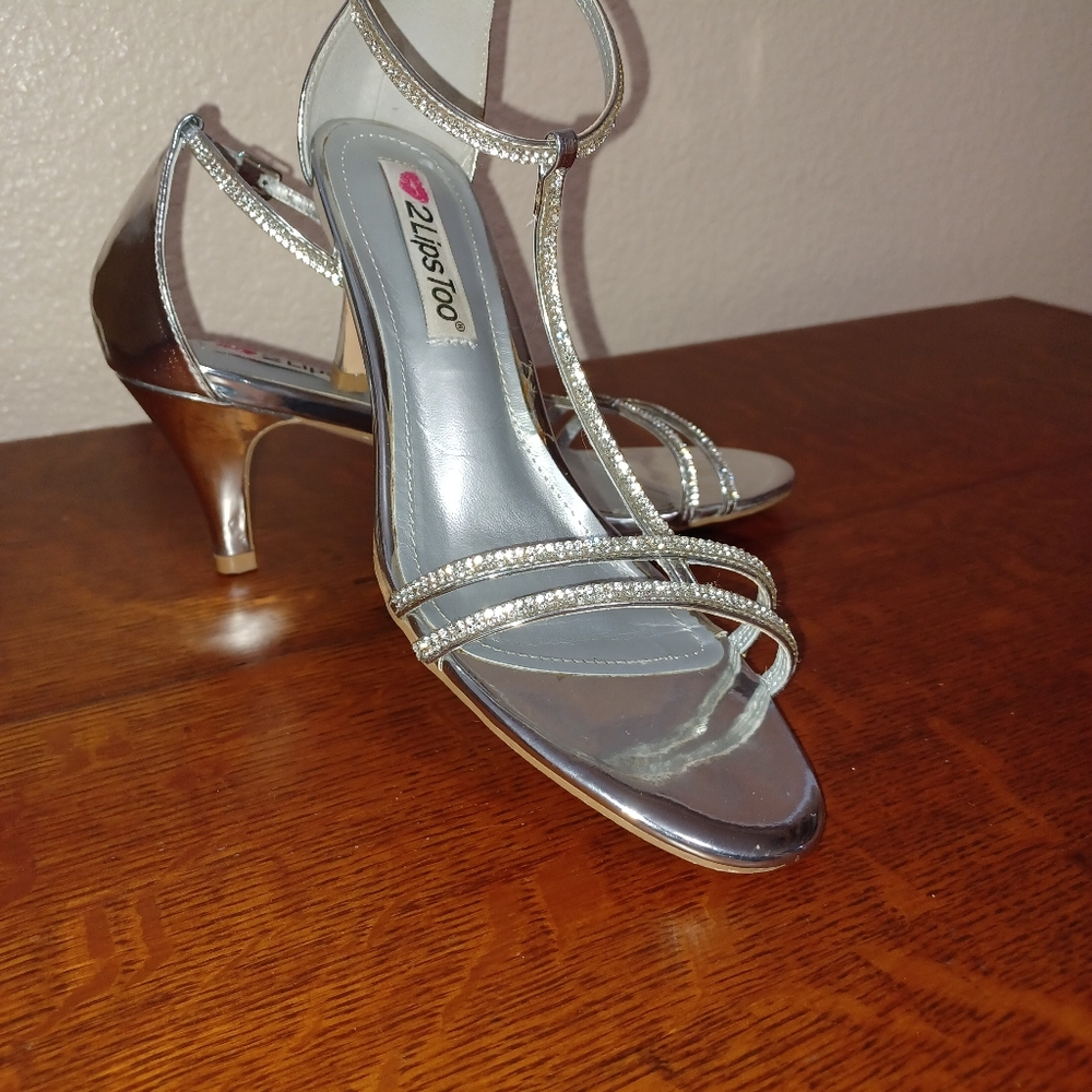 Silver sparkling heels